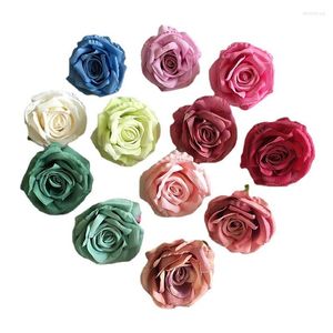 Fleurs décoratives 5 pièces/lot têtes de Roses en soie artificielle pour la décoration de mariage fête fausse couronne florale cadeaux de noël