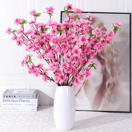 Fleurs décoratives 5pcs Peach Blossom Branches Artificiel Vase Flower Arrangement Birthday House Gift House Room Decor