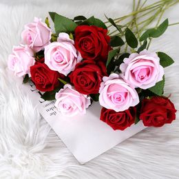 Fleurs décoratives 5 pièces rétro fleur artificielle flanelle Rose faux saint valentin cadeau mariage décoration de la maison