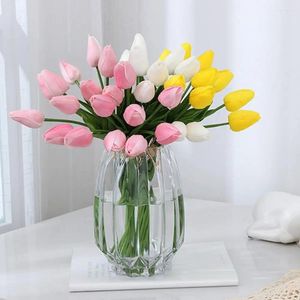 Fleurs décoratives 5pcs / ensemble Fleur artificielle Tulip Faux décoration simulée en faux cuir long