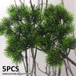 Flores decorativas 5 uds agujas artificiales de pino de belleza simuladas ramas de imitación hojas de invitados de bienvenida realistas reutilizables
