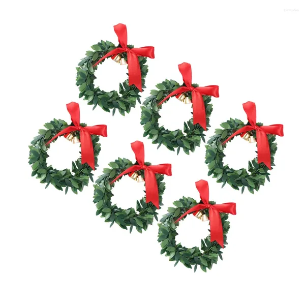 Flores decorativas 6 pcs Corona de navidad Ventana de ventana Floral Festival Garland Mini Xmas Decoración de la fiesta de plástico