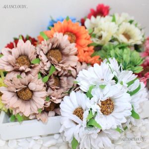 Fleurs décoratives 6 pièces tournesols artificiels marguerite têtes de fleurs en soie Bouquet de mariage décoration de la maison couronne bricolage boîte à bonbons accessoires