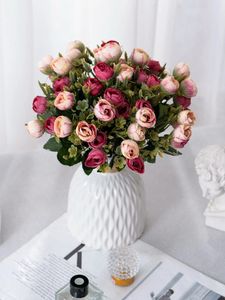 Fleurs décoratives Bouquet 6-partis Small Bud Simulation Flower Mini Rose Silk Table Table de mariage Party