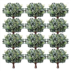 Decoratieve bloemen 60 pc's eucalyptus bladeren stengels kunstmatige zilveren dollar met witte zaden voor trouwboeketten