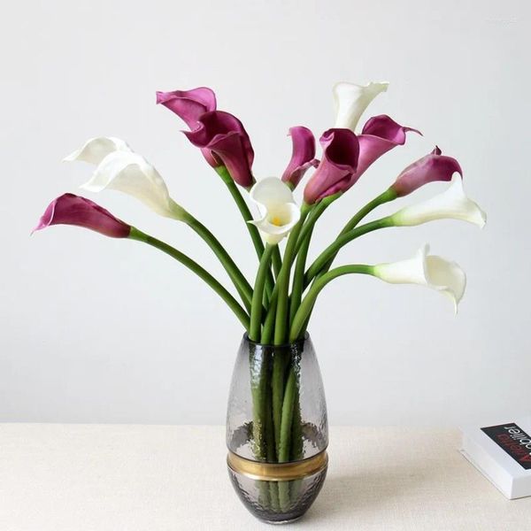 Fleurs décoratives 63cm 3 pièces fleur artificielle Calla Lily tuyau en PU petits accessoires de tir pour mariage maison faux décor de Table