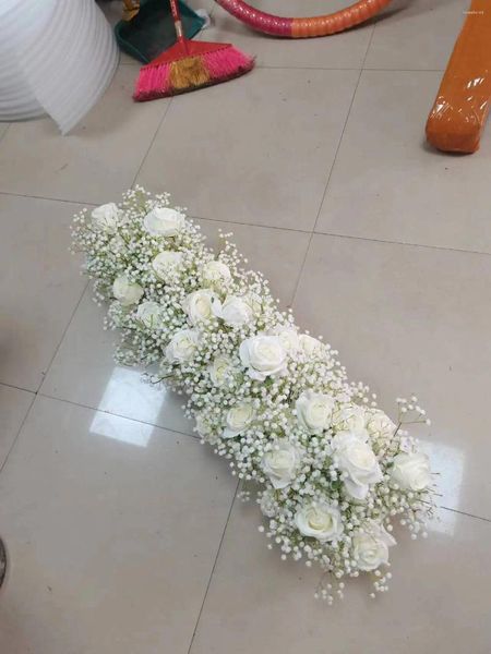 Fleurs décoratives 6pcs 100 cm de long de la rose blanche orchidée bébé respiration de mariage fond de mariage arrangement de fleurs Activité de fête décoration de scène