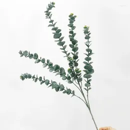 Fleurs décoratives 6pcs plante artificielle en plastique souple eucalyptus argent feuille de mariage décoration de la maison simulation vert transfrontalier en gros