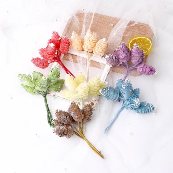 Fleurs décoratives 6pcs / faisceau plantes artificielles fausses cordeaux de pin couronnes de Noël décor de maison bricolage de mariage à la main pompon