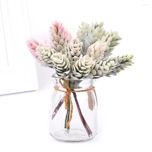 Decoratieve bloemen 6 stks Pine Cone Artificiële bloem ananas Plastic plant tak Huwelijkshuis Decoratie Diy Bouquet Gift Box