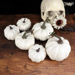 Fleurs décoratives 6pcs Modèle de citrouille Pumpkins artificiels blancs pour l'automne Thanksgiving DIY Craft