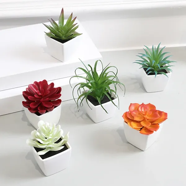 Fleurs décoratives 6pcs (ensemble) mini plante succulente artificielle bonsaï blancs adaptés à la décoration de la fenêtre de bureau intérieur