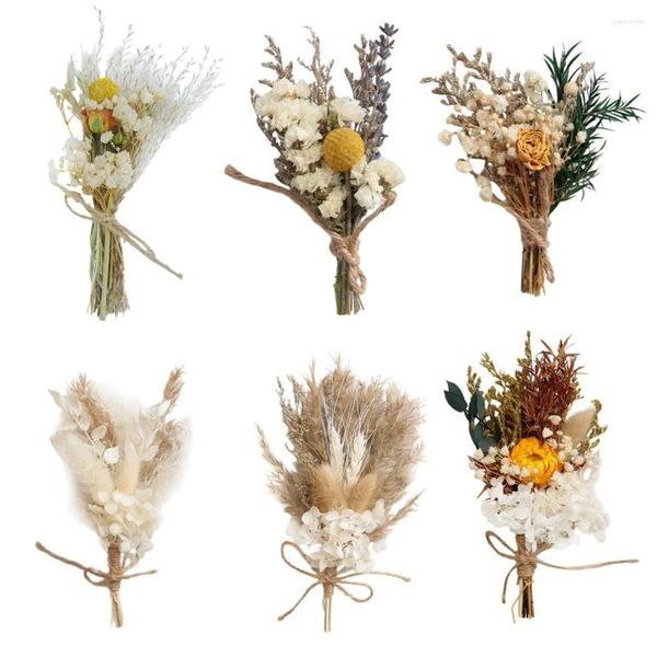 Fleurs décoratives 6pcs / set mini-fleur séchée Bouquet de mariage Favors pour les invités Table de gâteau d'anniversaire de demoiselle d'honneur petite décoration de bouteille