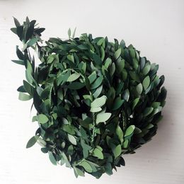 Fleurs décoratives 7.5M Guirlande Feuille Verte Fil De Fer Artificiel Fleur Vigne Rotin Pour La Fête De Mariage Voiture DIY Décoration De Noël