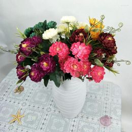 Fleurs décoratives 7 Tête Multicouche Simulation Fleur De Marguerite Soie Artificielle Chrysanthème DIY Bouquet Maison De Mariage Flores Décoration De Fête