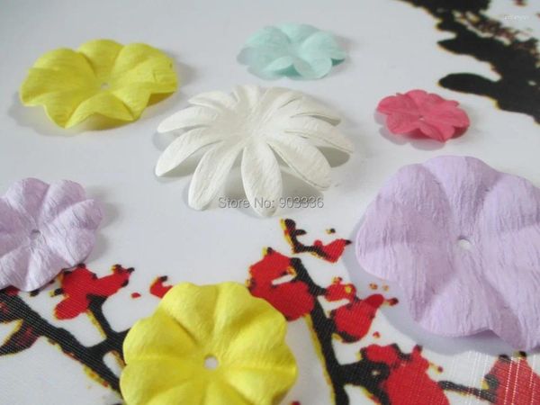 Fleurs décoratives 70pcs / lot Papier de scrapbooking pour décoration Couleur de taille mixte