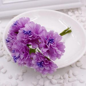 Flores decorativas 72 piezas 4cm Silk Crisantemum Bouquet Daisy artificial para álbumes de recortes Decoración de bodas