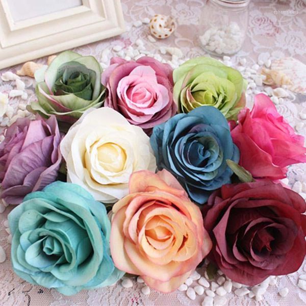 Flores decorativas 8-9 CM Cabeza 15 UNIDS Rosa Artificielle Seda Artificial Pequeñas Rosas Cabezas DIY Ramo Accesorios Decoración Para Broche