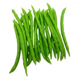 Fleurs décoratives 8pcs légumes artificiels Simulation alimentaire Green Beans Pographie Props pour décoration salle de décoration intérieure Supplies Party