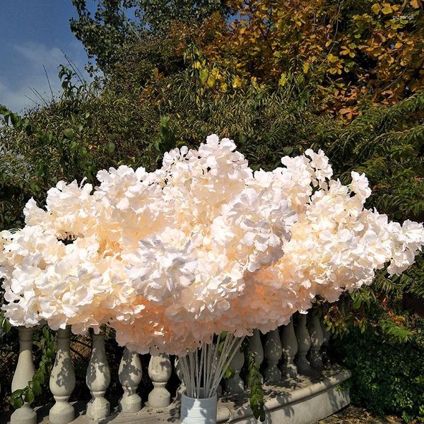 Fleurs décoratives 90 cm grande fleur artificielle en soie de cryptage fleurs de cerisier hortensia blanc dérive neige gypsophile maison arc de mariage
