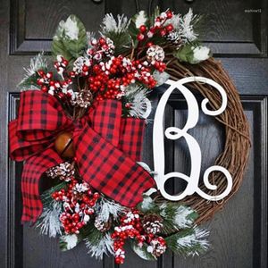 Decoratieve bloemen Alfabetkrans Kerstdeur Hanging Imitatie Rood fruit Rattan Decoreren Pine Cone Cardinal Bird Decor