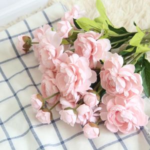 Fleurs décoratives Décoration de mariage artificiel Ranunculus asiaticus artificiel Bridal Silk Flower Banquet Festival Party DIY Decor Wreath