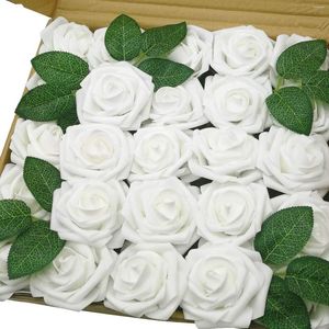 Fleurs décoratives Artificielles 25 / 50pcs Real Looking Blanc Faux Roses Avec Tige Pour DIY Bouquets De Mariage Fête Baby Shower Décoration De La Maison