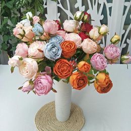 Decoratieve bloemen kunstmatige 3heads piete thee rose camellia zijden nepbloem voor doe -het -zelf huizen tuin bruiloft decoratie