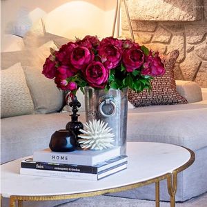 Decoratieve bloemen Kunstmatige bordeauxrode rozenbruilingcoratie voor home pioenregeling Silk Peonies Flower Office