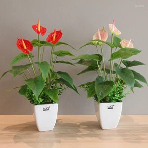 Fleurs décoratives Calla Flower Bonsai Home Decor Simulation en céramique Vase en pot Pute de mariage Décoration