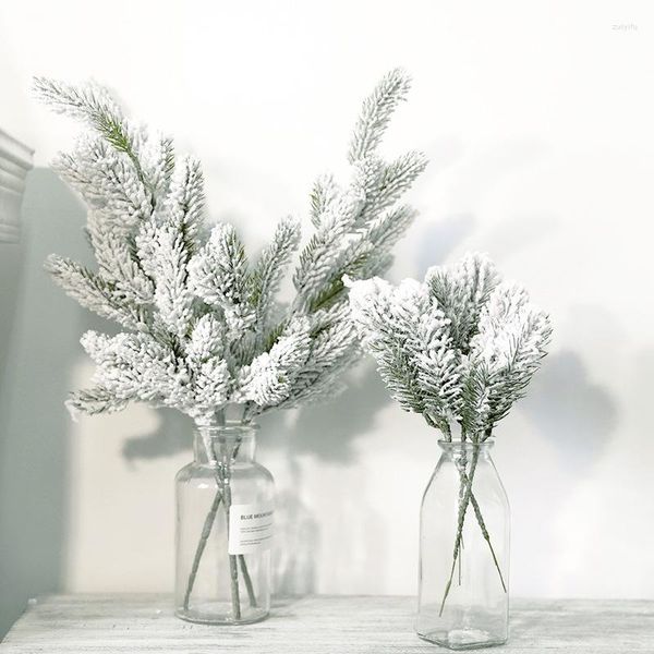 Fleurs décoratives Artificielle Cèdre Neige Branches De Pin De Noël Décorations De Mariage Navidad Année DIY Artisanat Bureau Maison Ornements Faux