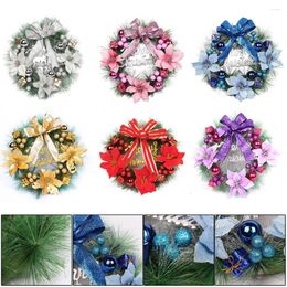 Fleurs décoratives Décoration de couronne de Noël artificielle avec pignon d'hiver Bowknot Baubles pour la maison Merry Party Entrance Decor Gift