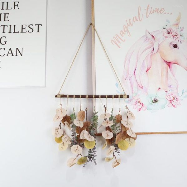 Flores decorativas hojas de eucalipto artificiales para colgar en la pared accesorios de decoración del hogar sala de estar suministros de decoración para fiestas y festivales falsos