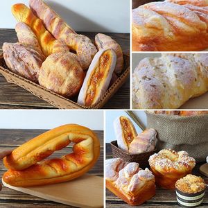 Fleurs décoratives Artificielle Faux Ornements De Pain Français Baguette Gâteau Boulangerie Artisanat Enfants Décor De Pâques Jouet Beignets Simulation Modèles De Cuisine