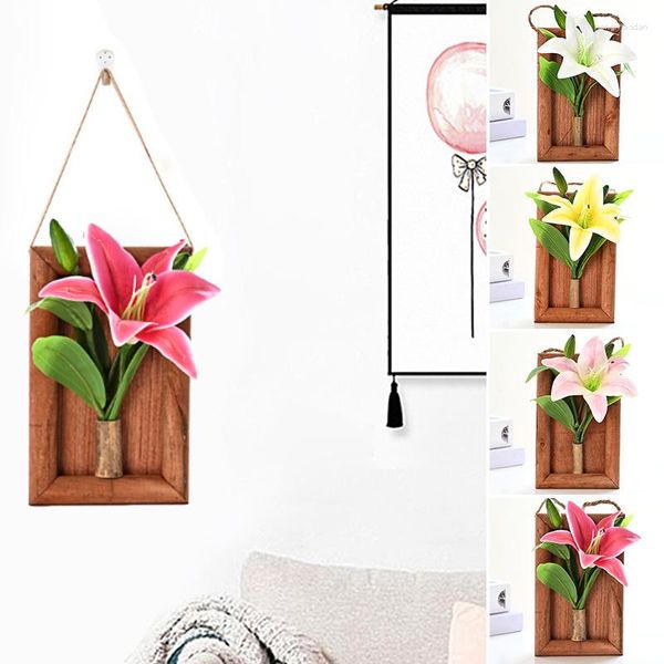 Fleurs décoratives Faux artificiels Lily en bois Pos Frames Art mural dans / jardin extérieur porte d'entrée suspendue décoration de fleur de soie