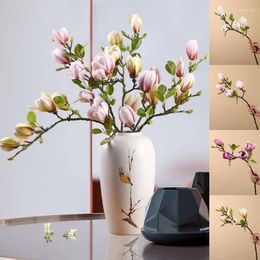 Decoratieve Bloemen Kunstbloemboeket Simulatie Magnolia Tak DIY Bruiloft Nep Zijde Pography Props Thuis Woonkamer Decoratie