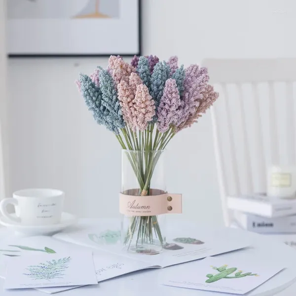 Fleurs décoratives de simulation de fleurs artificielles lavande en plastique décoration de maison de mariage bouquet de mariée