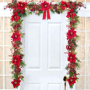 Flores decorativas, guirnalda artificial, flores navideñas, bayas rojas y hojas de acebo, cono de pino para decoración de año festivo de invierno