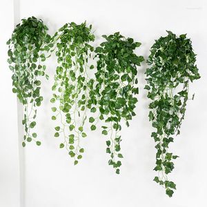 Decoratieve bloemen Kunstmatige groene dille Plant Vine voor huizen in de buitentuin muur decoratie hangende rattan plastic nep zijden bladeren klimop