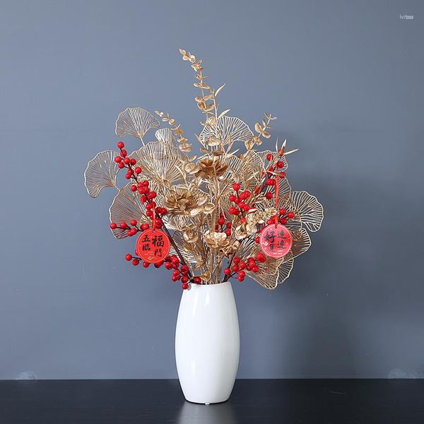 Fleurs décoratives Arrangement de fleurs de houx artificiel Feuille d'eucalyptus doré Ginkgo Fruit rouge Fortune Seau Décoration