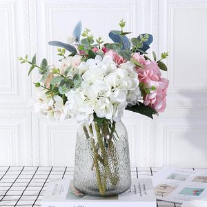 Fleurs décoratives Hortensia Hortensia Mariage Bouquet de salon Balcon Fake Flower Flower Home Deccore Ornement