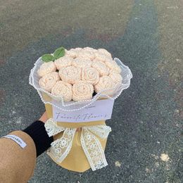 Flores decorativas de tejido artificial lana rosa crochet boda invitado regalos bricolaje a mano terminada flores falsos de bouquet regalos de cumpleaños
