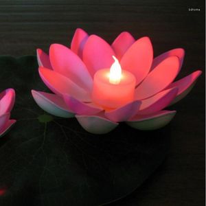 Fleurs décoratives bougie artificielle LED fleur de Lotus flottante avec des lumières colorées changées pour les fournitures de décorations de fête de mariage d'anniversaire