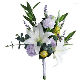 Decoratieve bloemen kunstmatige leliebouwboeket met bladeren en stengel nep zijden bloemen ornament voor bruid van de bruid van de valentijnsdag
