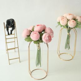 Decoratieve bloemen Kunstmatige lotus Bunch voor huizendecoratie Silk Rose Bouquet Fake Peony Wedding Flores krans