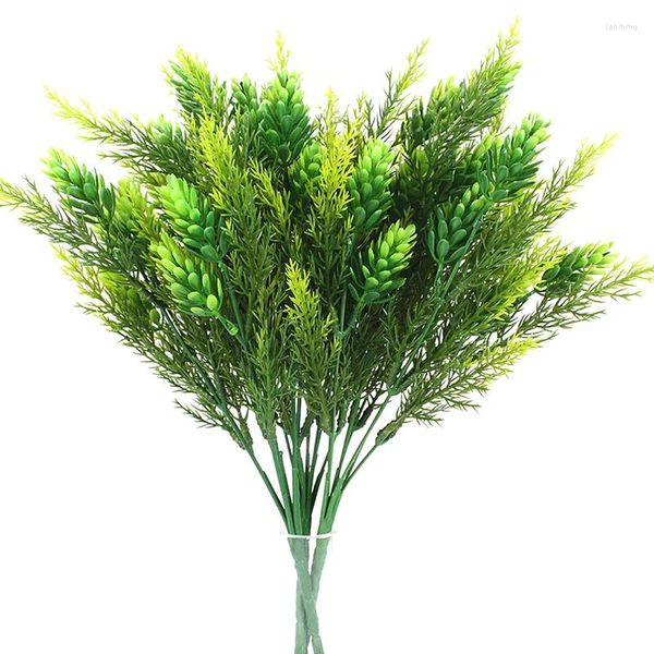 Fleurs décoratives Branches de pin artificielles Feuilles d'aiguilles simulées pour les couronnes de bricolage Arrangement de fleurs de maison Décoration de Noël