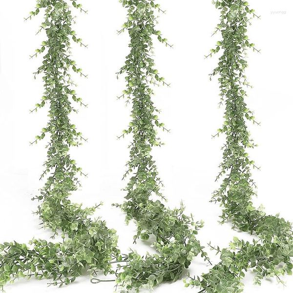 Flores decorativas Planta artificial Simulación de plástico Hojas verdes falsas Colgando Ventana de casa Balcón Escena de boda Accesorios de tiro