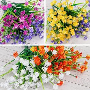 Fleurs décoratives Plantes artificielles Faux résistante aux UV pour les arbustes extérieurs Poules de fleurs réalistes Décoration de jardin de mariage