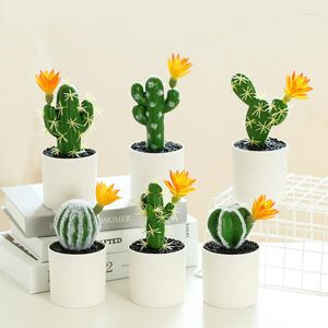 Decoratieve bloemen kunstmatige plastic cactus vetplanten stekelige ingemaakte planten milieuvriendelijke simulatie bonsai nep bloem thuiskantoor bureaublad