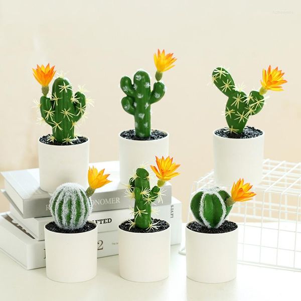 Fleurs décoratives Cactus en plastique artificiel Succulentes Plante en pot épineux Simulation écologique Mini Bonsai Home Office Desktop